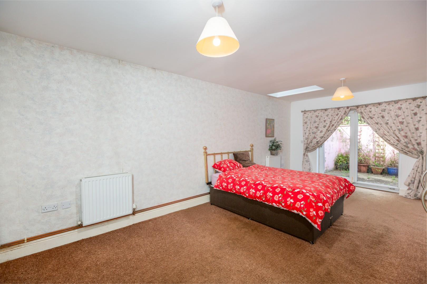 Plunch Lane, Mumbles, Swansea, SA3 4JE